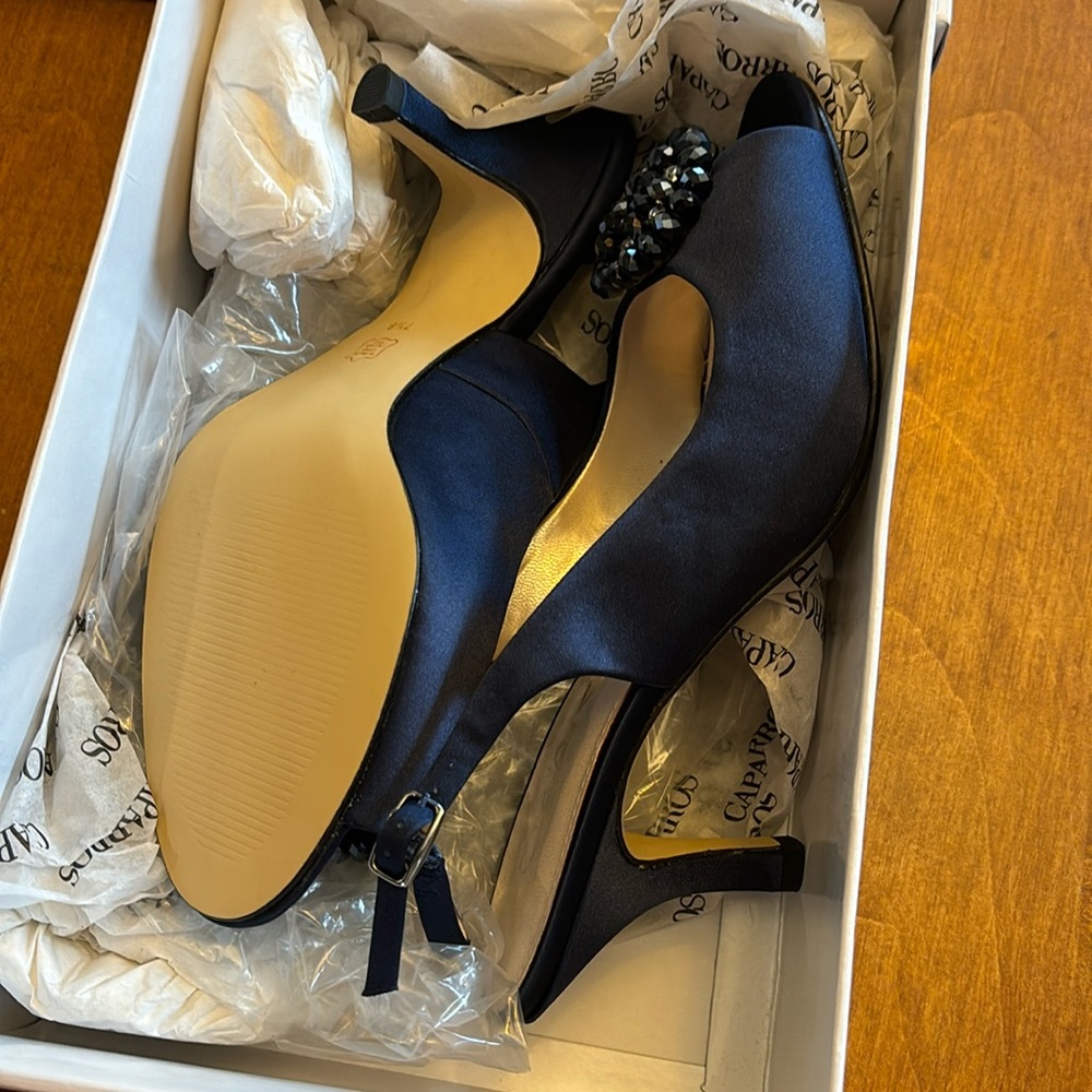 Caparros Blue Satin Heels Zurina size 7 1/2 M. NIB